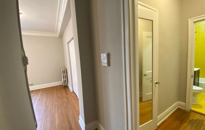 Studio, 1 bath, 450 sqft, $1,425, Unit 331