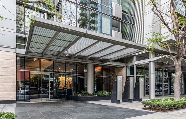 Studio, 1 bath, 760 sqft, $2,700, Unit 1011