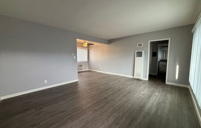 265 E NAVILLA PL
