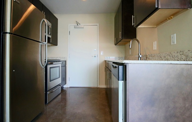 Studio, 1 bath, 404 sqft, $1,295, Unit APT 131