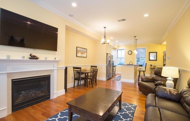 8 Gates Street #1