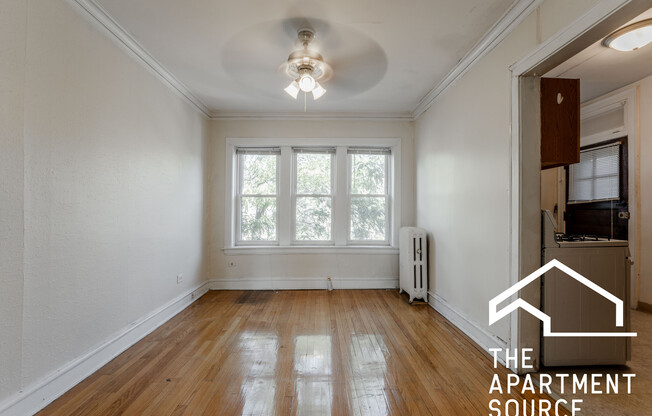 4859 North Paulina St.