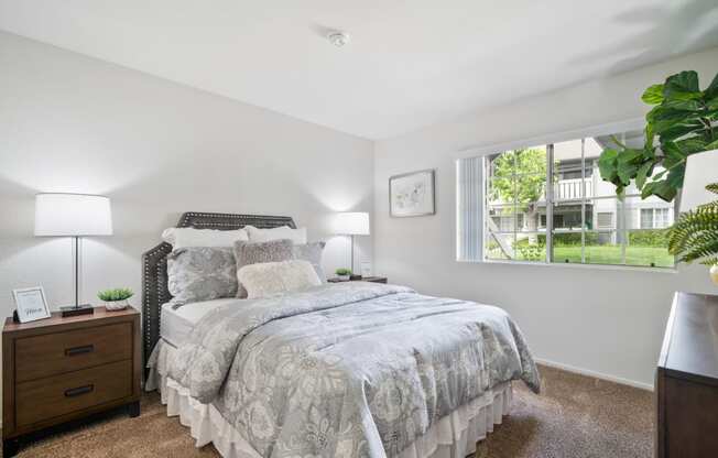 the preserve at ballantyne commons bedroom with bed and window