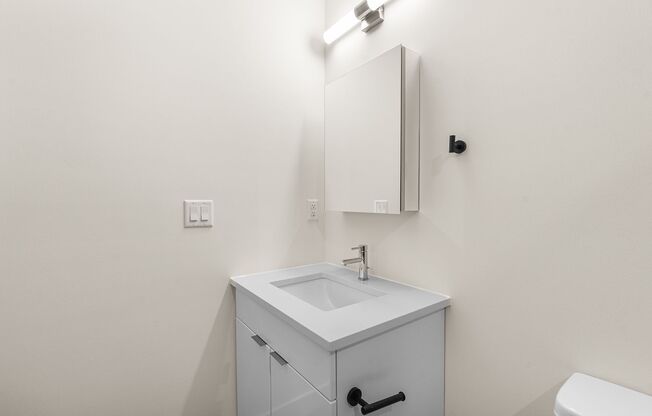 1 bed, 1 bath, 449 sqft, $1,350, Unit 407