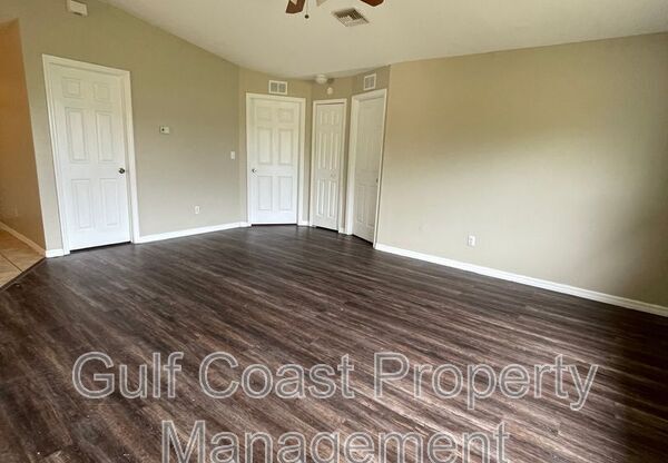 1088 JAGUAR BLVD