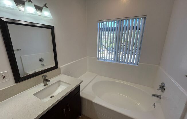 3 beds, 2 baths, 1,250 sqft, $3,198, Unit 102