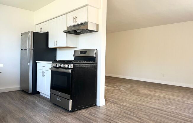 2 beds, 1 bath, 805 sqft, $2,495, Unit 2202