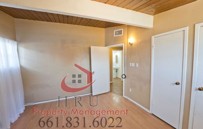 3 beds, 1 bath, $1,600