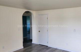 2 beds, 1.5 baths, 826 sqft, $1,650, Unit Unit B