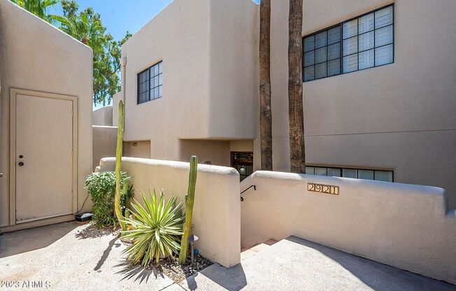 2921 E. Keim Dr Phoenix, AZ 85016