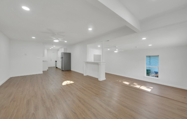 4440 LUBBOCK AVE