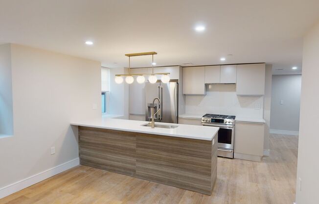 93 Williston Rd