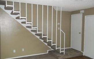 2 beds, 1 bath, 921 sqft, $1,400, Unit 4125C