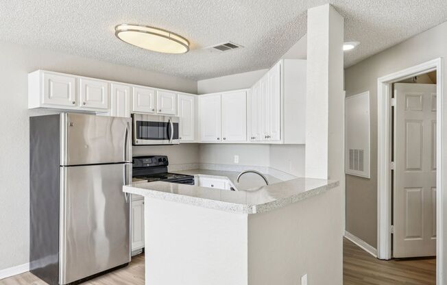 1 bed, 1 bath, 698 sqft, $1,285