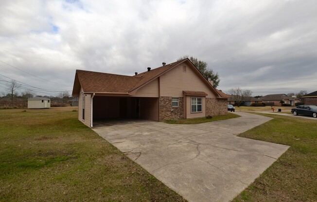 Newly updated 4 bedroom, 2 bath home in Meadows of Chaleur