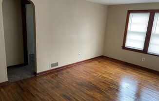 3 beds, 1 bath, $850