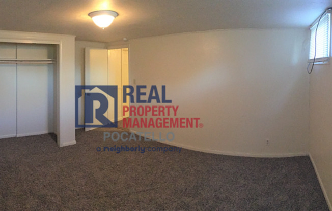 2 beds, 1 bath, $650, Unit 793 1/2  McKinley