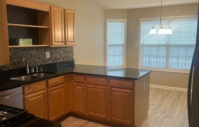 4 Bedroom home in Gainesville!