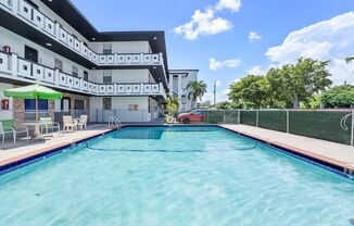 **Coastal Living Made Easy – Free Parking, Water Included, Minutes from Hollywood Beach!**