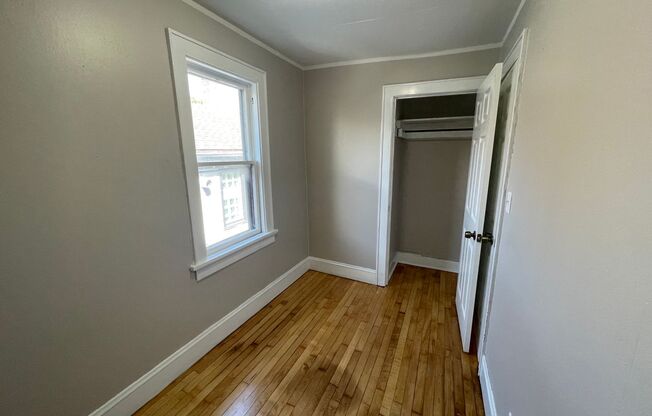 2474-A N Fratney St