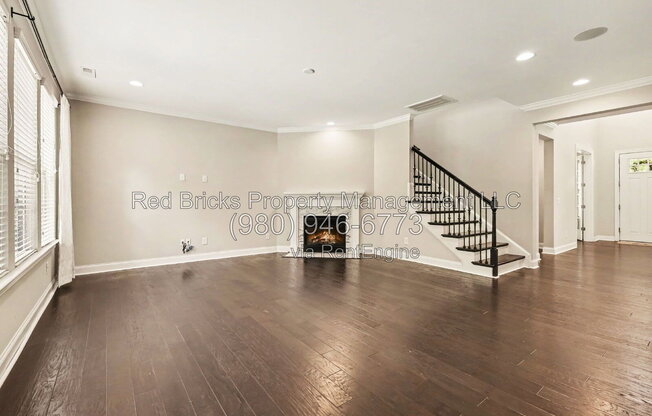 145 BARCLAY DR