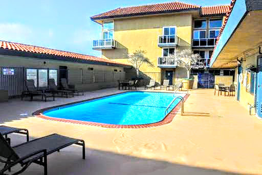 2 beds, 1 bath, 750 sqft, $3,695, Unit 148