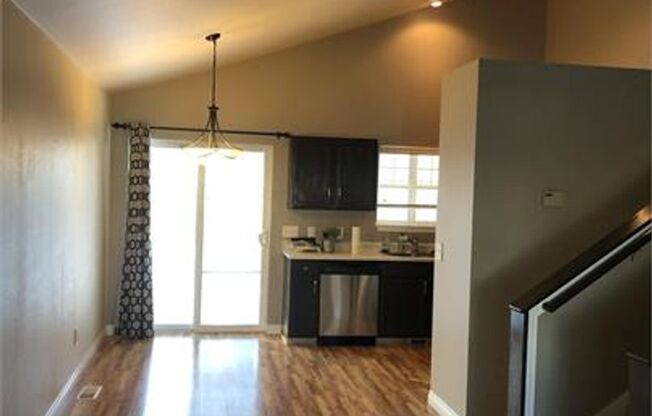 3 beds, 2 baths, $2,400