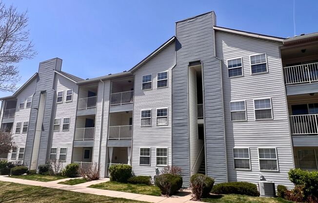 2 beds, 2 baths, $1,900, Unit Unit 304