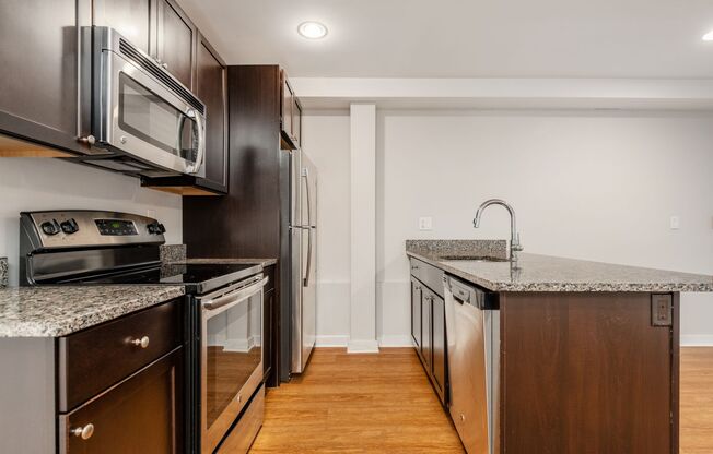 1 bed, 1 bath, 750 sqft, $1,595, Unit 105