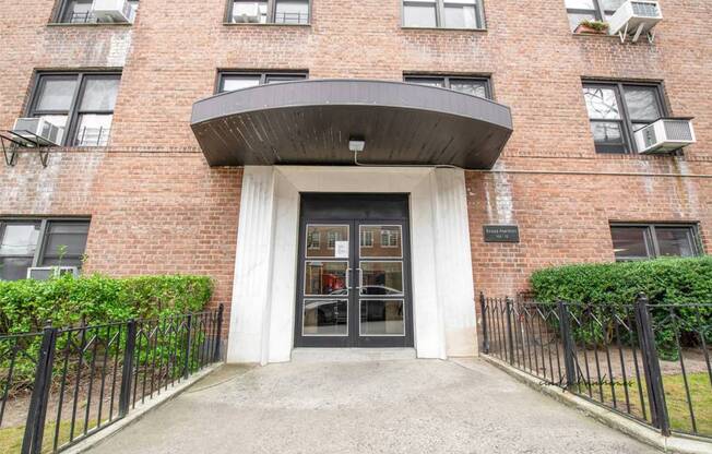 102 12 65 AVE