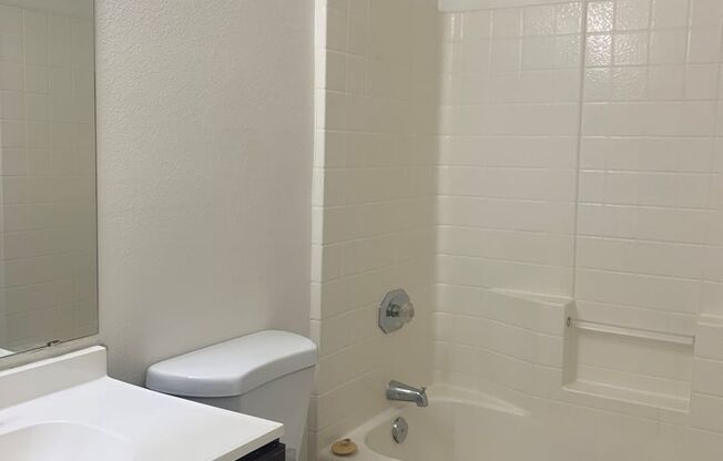 3 beds, 2.5 baths, $1,895