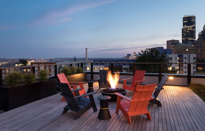 Seattle Apartments for Rent-Metroline Flats Apartments Rooftop With Fire Pit And 360 View Of City And Planters