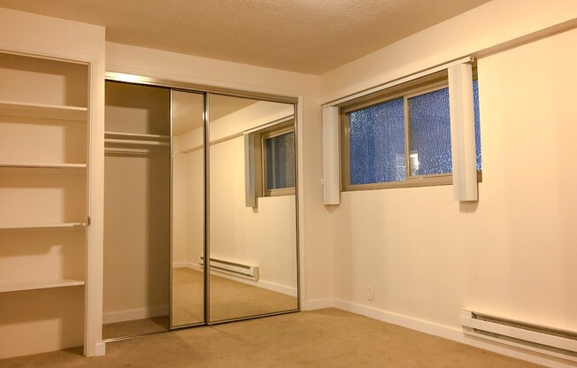 Mercer Vista Apartments