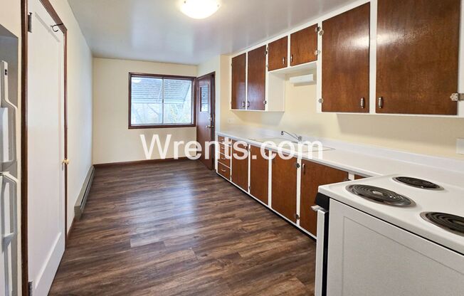 2006 E Dalton Duplex