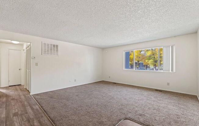 2 beds, 1.5 baths, 1,050 sqft, $1,185, Unit 79