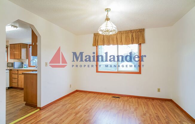 Spacious 4 Bedroom Home in the Sought After Rose City Park Neighborhood Just a 1/2 Mile From Providence Hospital