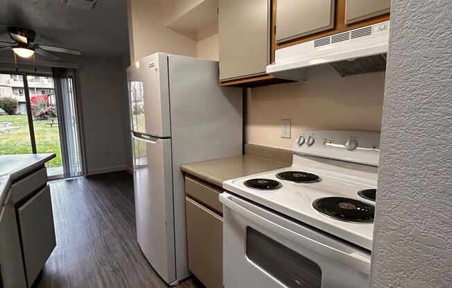 2 beds, 1 bath, 902 sqft, $1,375, Unit W - 053