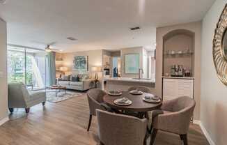 Dining Area at The Boot Ranch Apartments, Palm Harbor