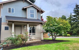 3 beds, 2.5 baths, $2,600