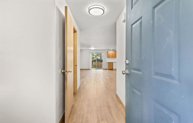 Updated SE Portland Townhome - Near Woodstock