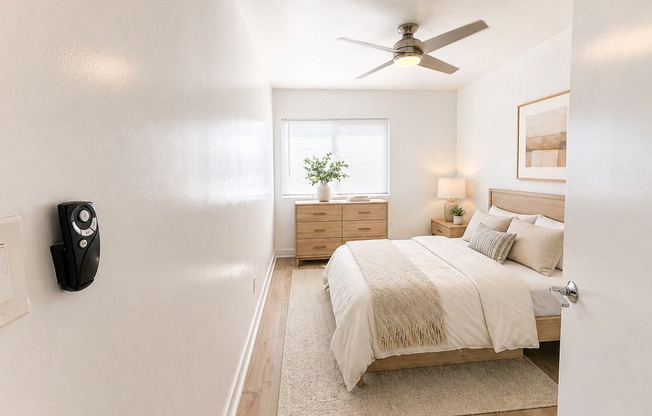 Runyon Canyon Properties, LLC (1630 N. Fuller Avenue)