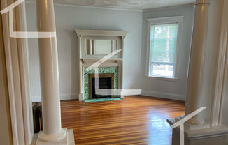 225 WALNUT AVE