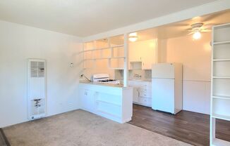 2 beds, 1 bath, 775 sqft, $1,350, Unit E-24