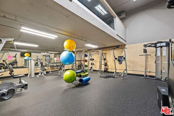 Studio, 1 bath, 377 sqft, $2,550, Unit 544
