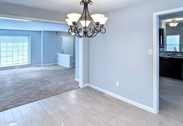 10 KEETON CT