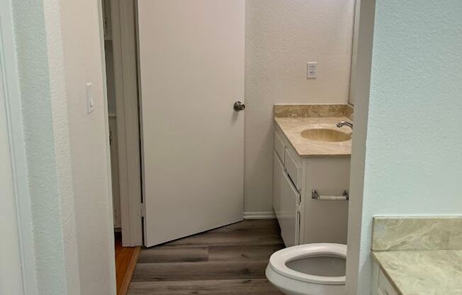 2 beds, 1 bath, $2,750