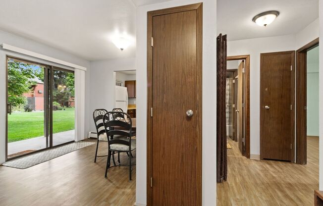 2 Bedroom, 1 Bathroom Apartment.