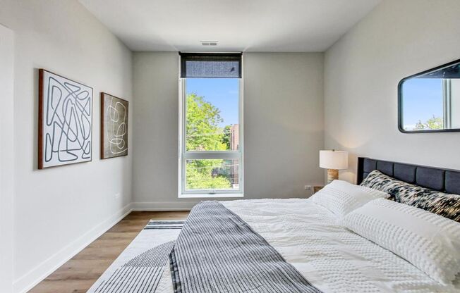 3 beds, 3 baths, 1,248 sqft, $4,600, Unit 3449-409
