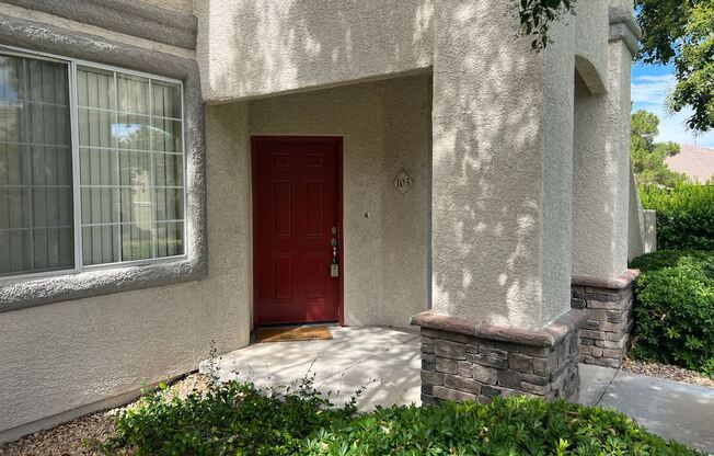 1704 Queen Victoria St. #103