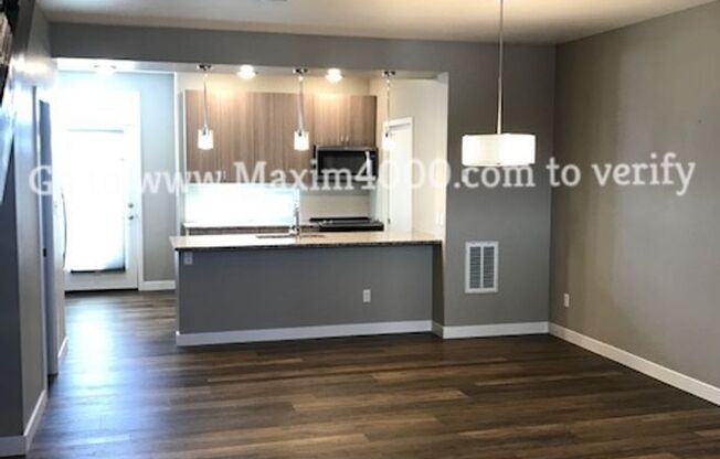 859 STRUTHERS AVE #404 - GREAT 2BR